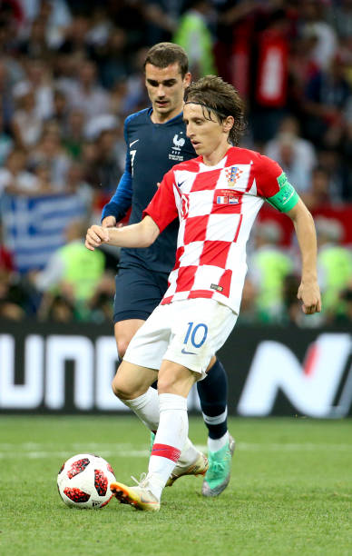 而苏翊鸣则 而苏翊鸣则